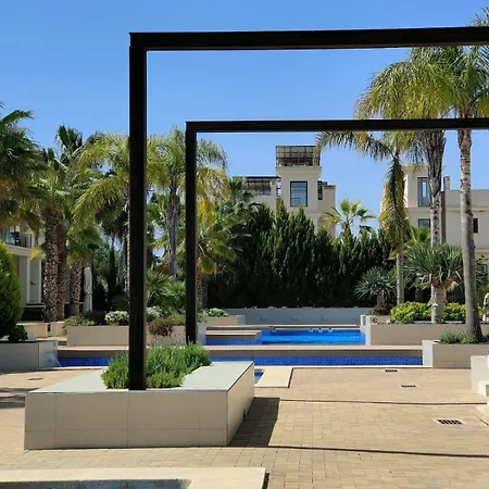 Ave Golf Sm Pool *